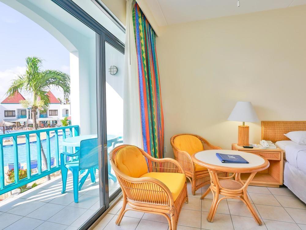 Courtyard By Marriott Aruba Resort Palm Beach Exterior photo